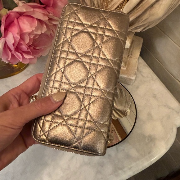 Gorgeous EUC Christian Dior Gold Quilted Cannage Long Wallet w Sig Charm Pull - Picture 3 of 14